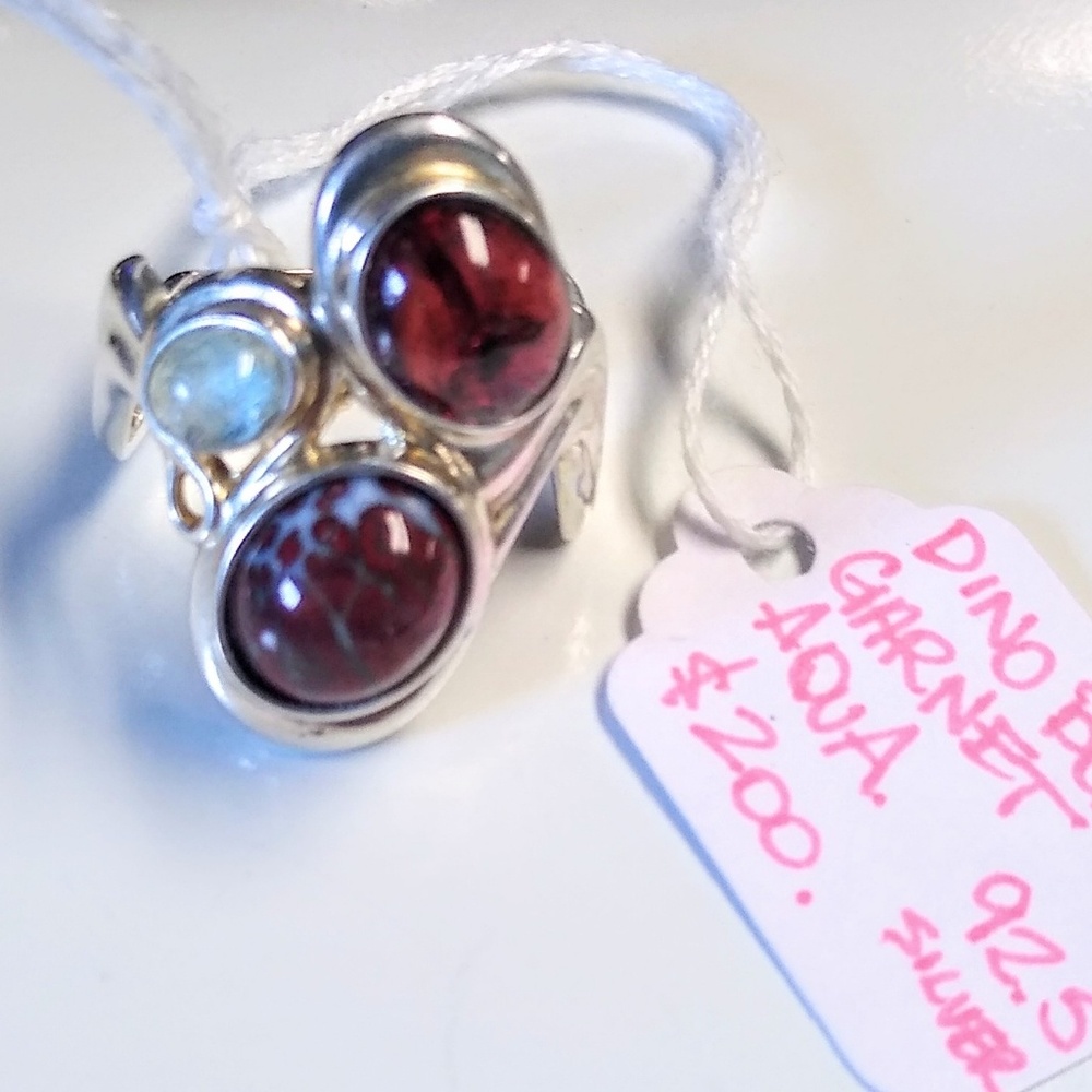 Sterling silver 3 stone ring size 9